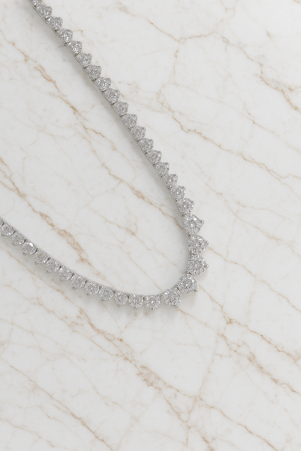 שרשרת טניס מדורגת